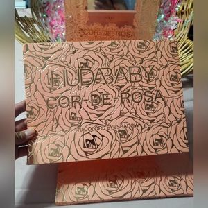 Hudababy extra large eyeshadow palette